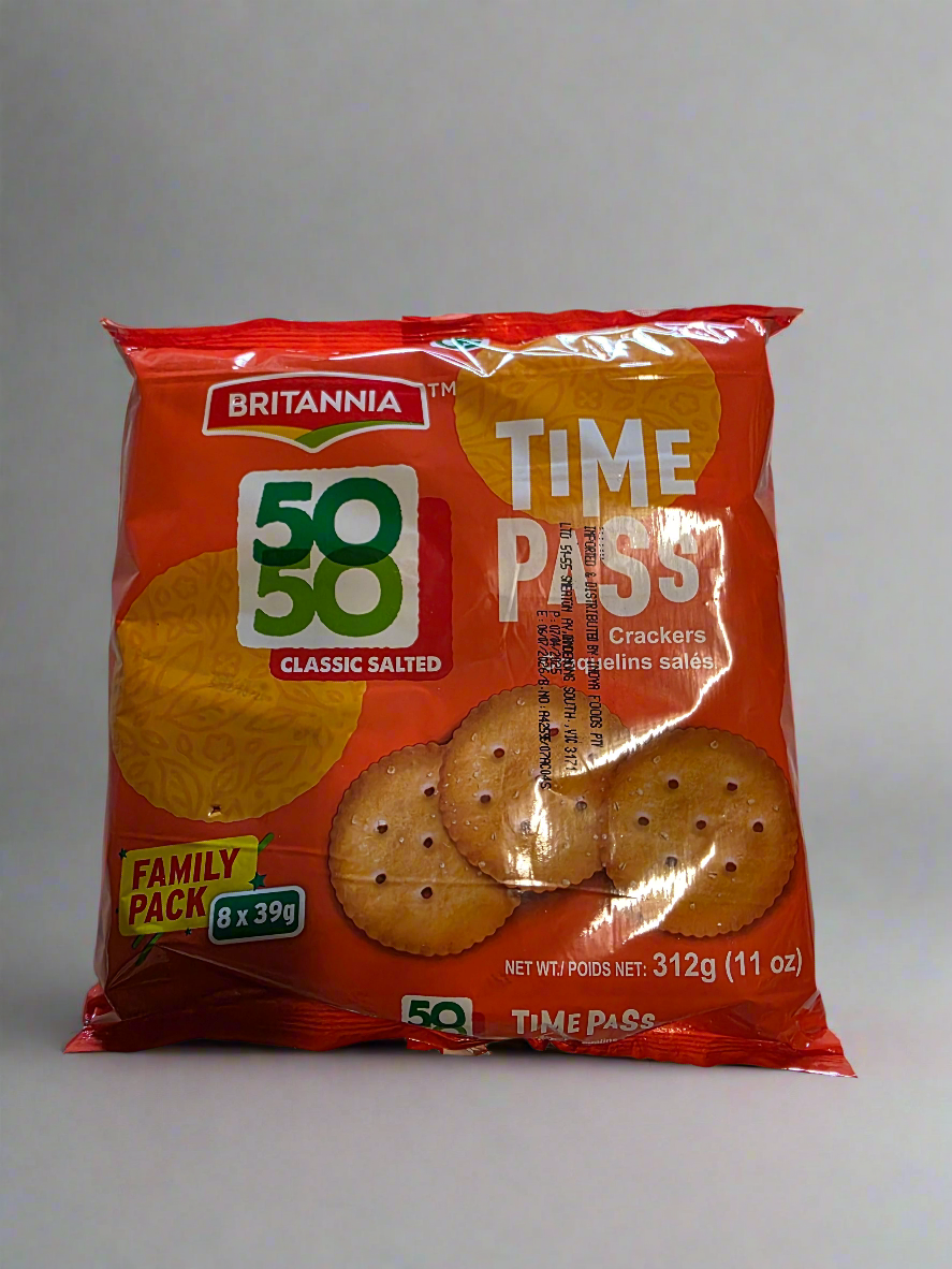 Brittania 50 50 Timepass (8* 39gms pack)